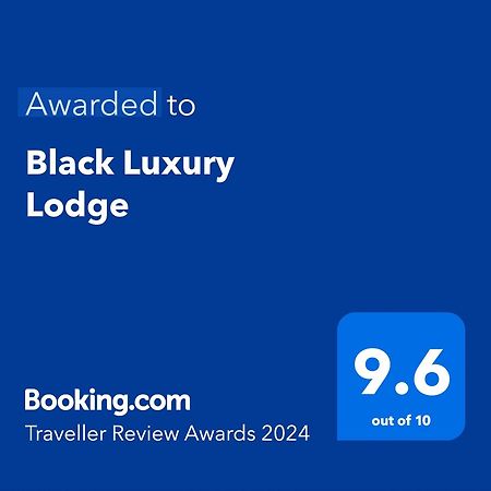 Black Luxury Lodge Бленгейм Екстер'єр фото
